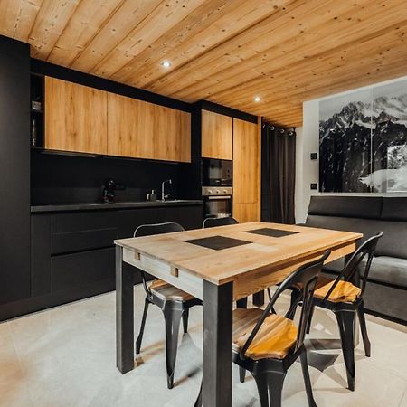 Апартаменти Vouvy Furnished Flat Шамоні Екстер'єр фото