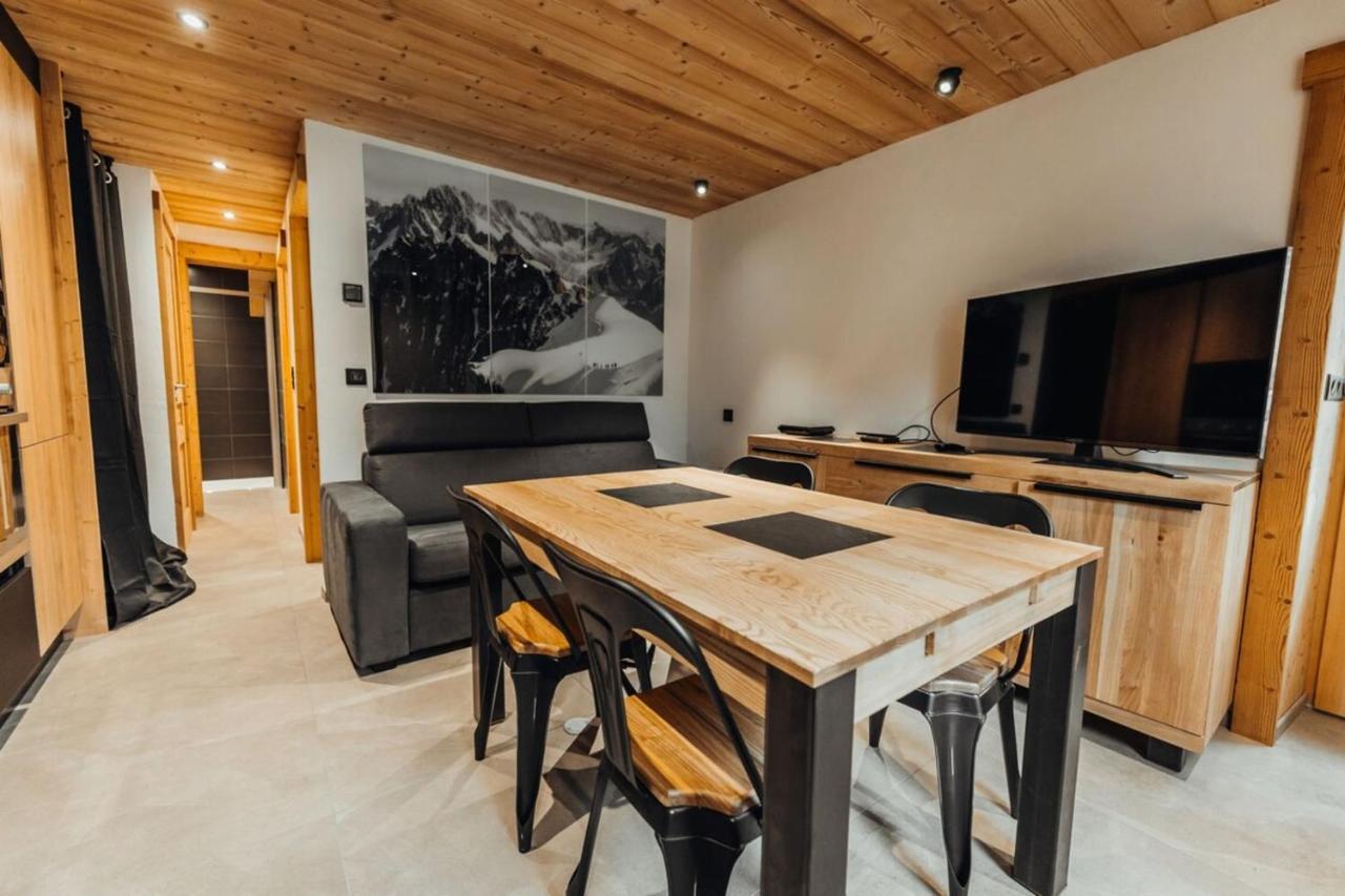Апартаменти Vouvy Furnished Flat Шамоні Екстер'єр фото
